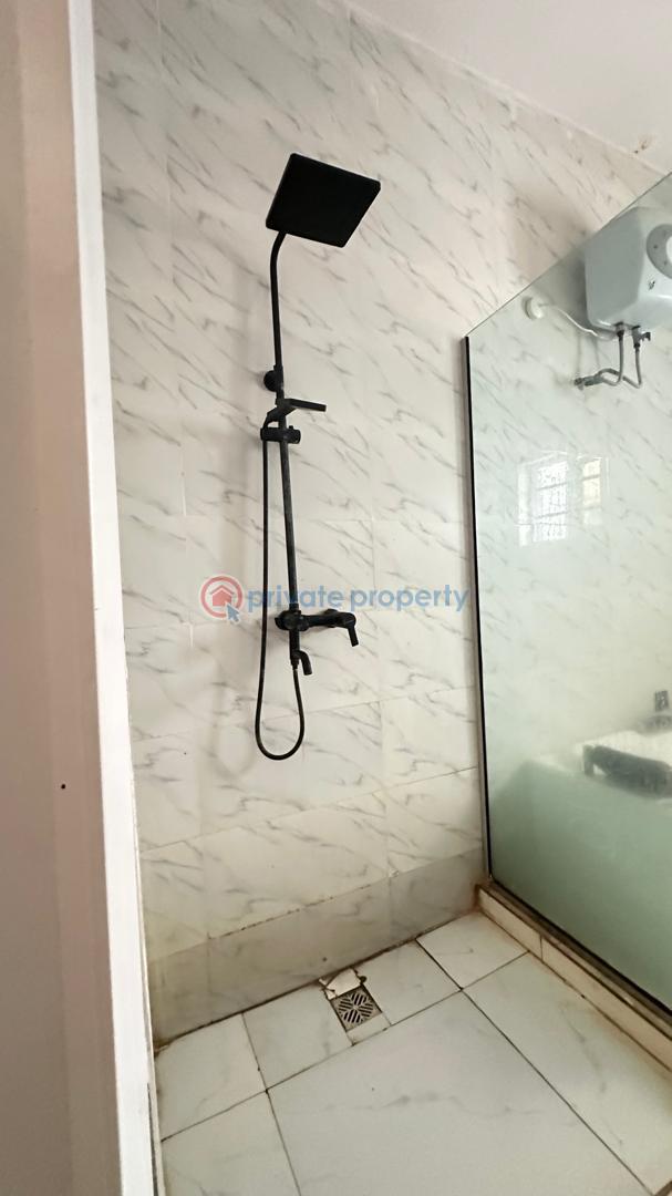 Spacious standard studio master’s bedroom apartment with fitted personal kitchen upstairs - 2 1 bedroom Studio Apartment For Rent Chevron Drive Lekki Lagos - 2