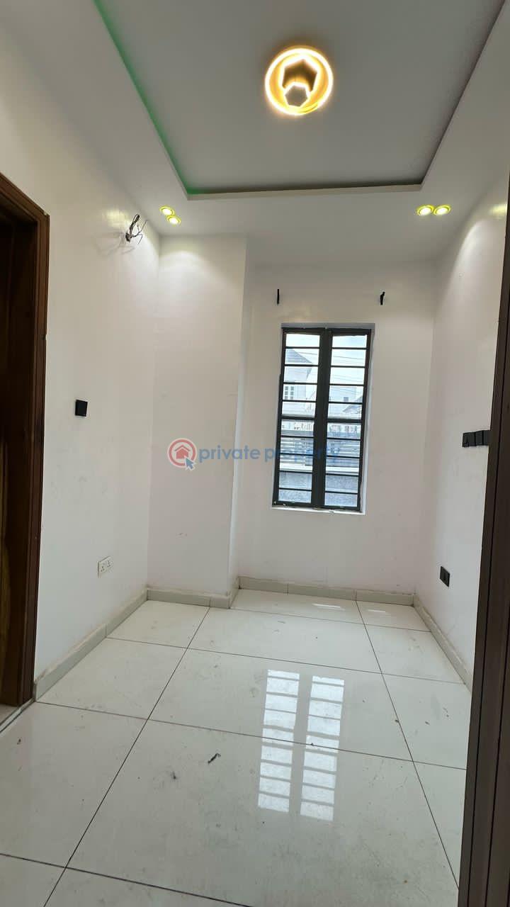 1 bedroom Studio Apartment For Rent Osapa Canal West Lekki Lagos - 3