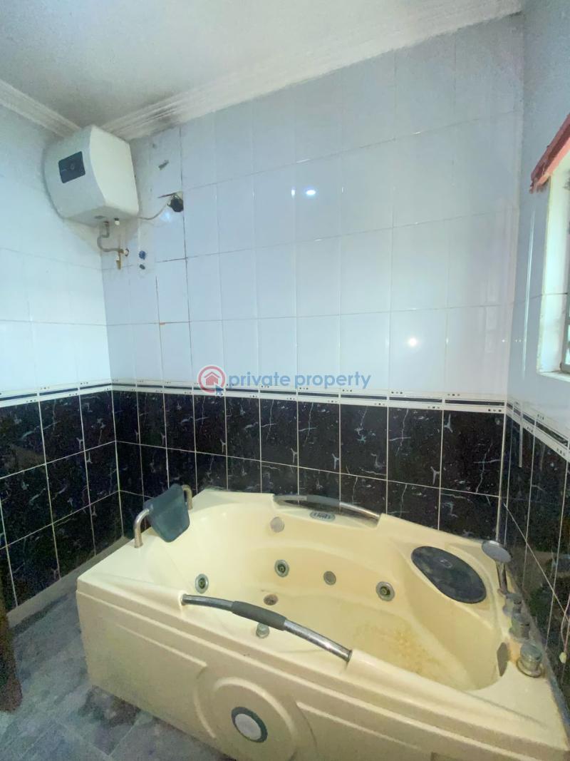 1 bedroom Studio Apartment For Rent Ikota Lekki Lagos - 4