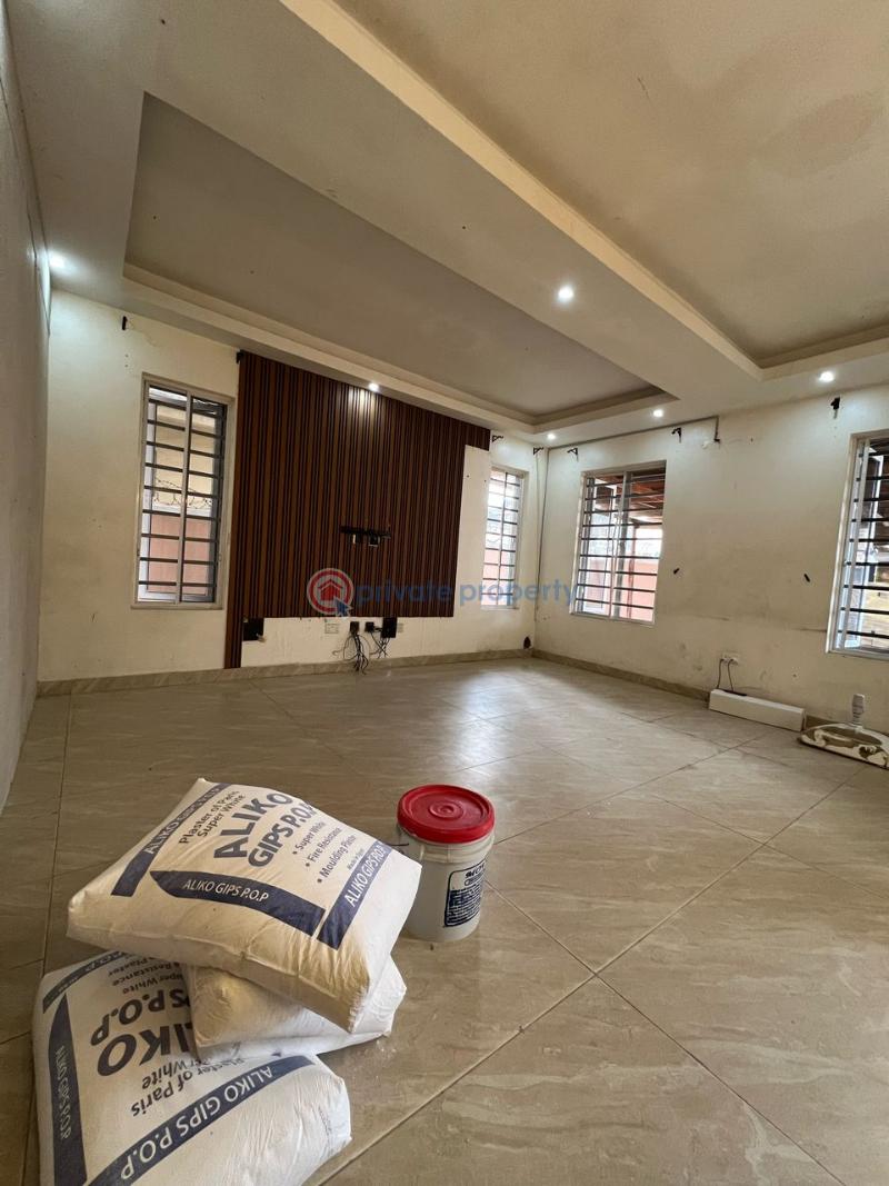 1 bedroom Self Contain For Rent Chisco Ikate Ikate Elegushi Lekki Lagos - 6