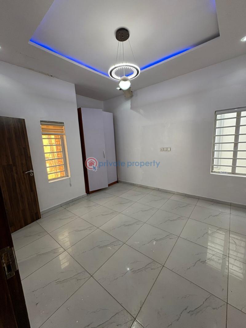 1 bedroom House For Rent Osapa Lekki Lagos - 1