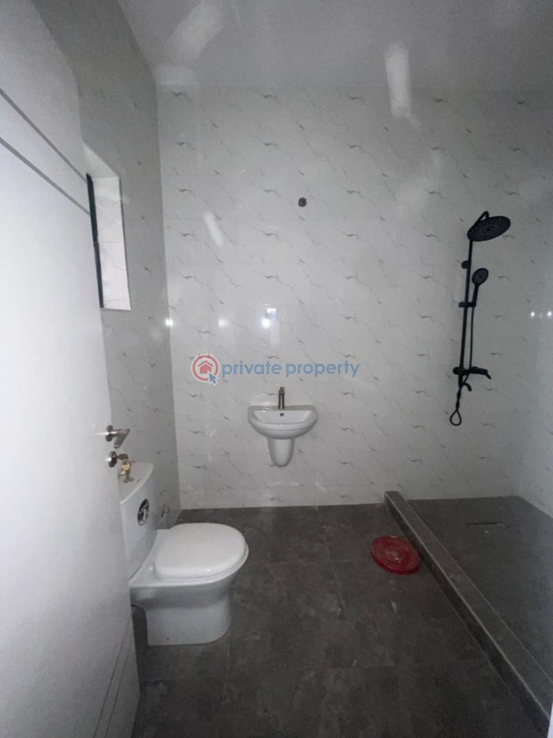 For rent 1 bedroom Shared Apartment Salem Orji Murray Street Lekki