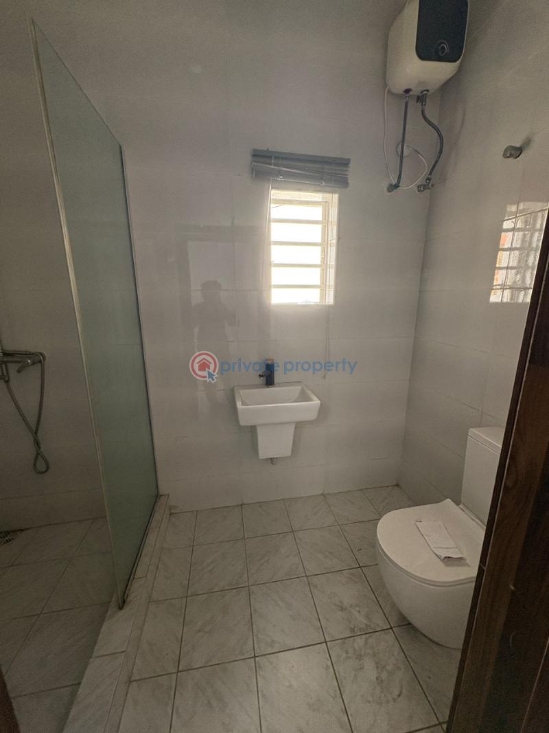 1 bedroom Mini Flat For Rent Canal West Estate Osapa Lekki Lagos - 4