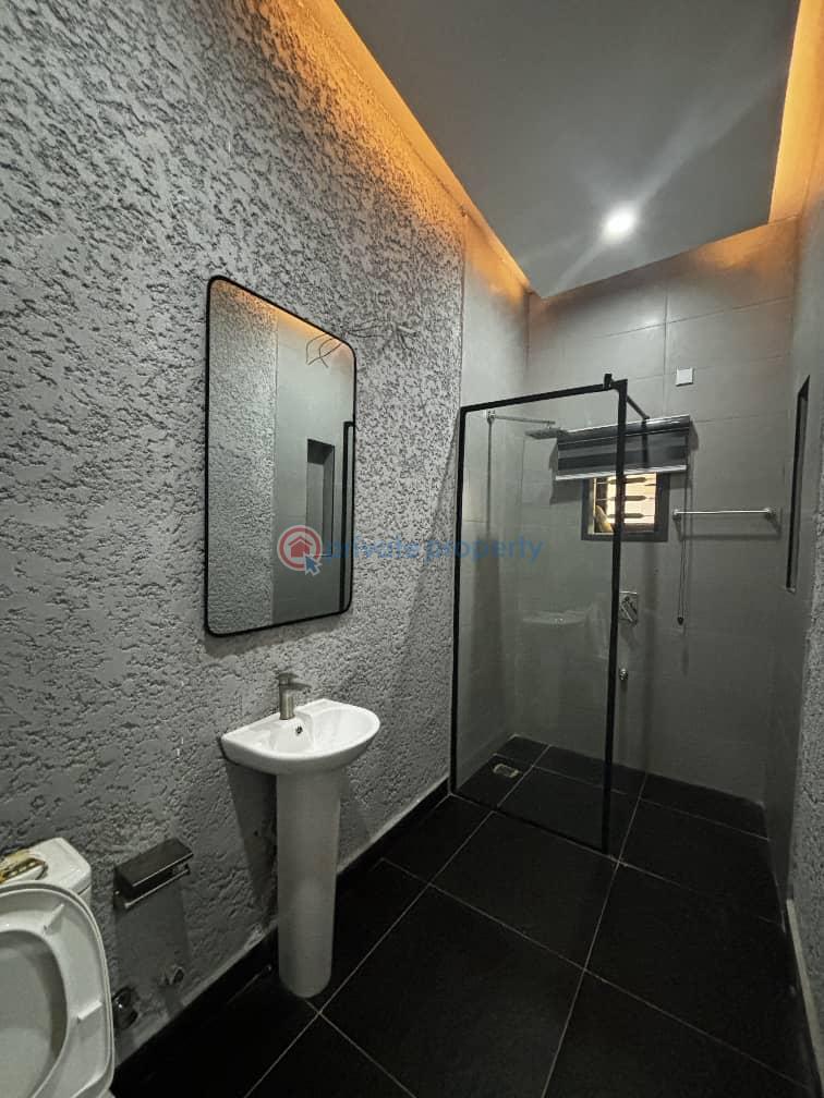 2 bedroom Block Of Flats For Rent Aiben 5th Avenue Golf Estate Idu Idu Industrial Abuja Phase 3  - 4