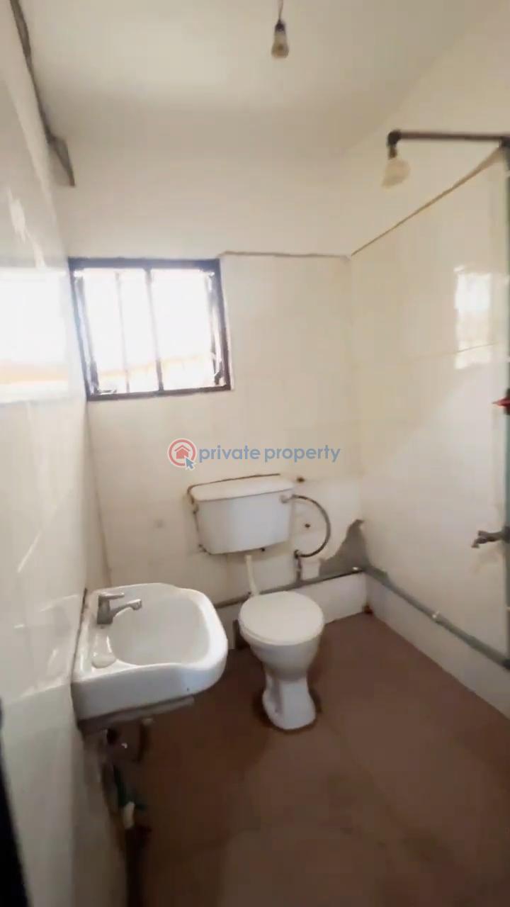 3 bedroom Block Of Flats For Rent Off Pedro Road Palmgroove Shomolu Lagos - 4