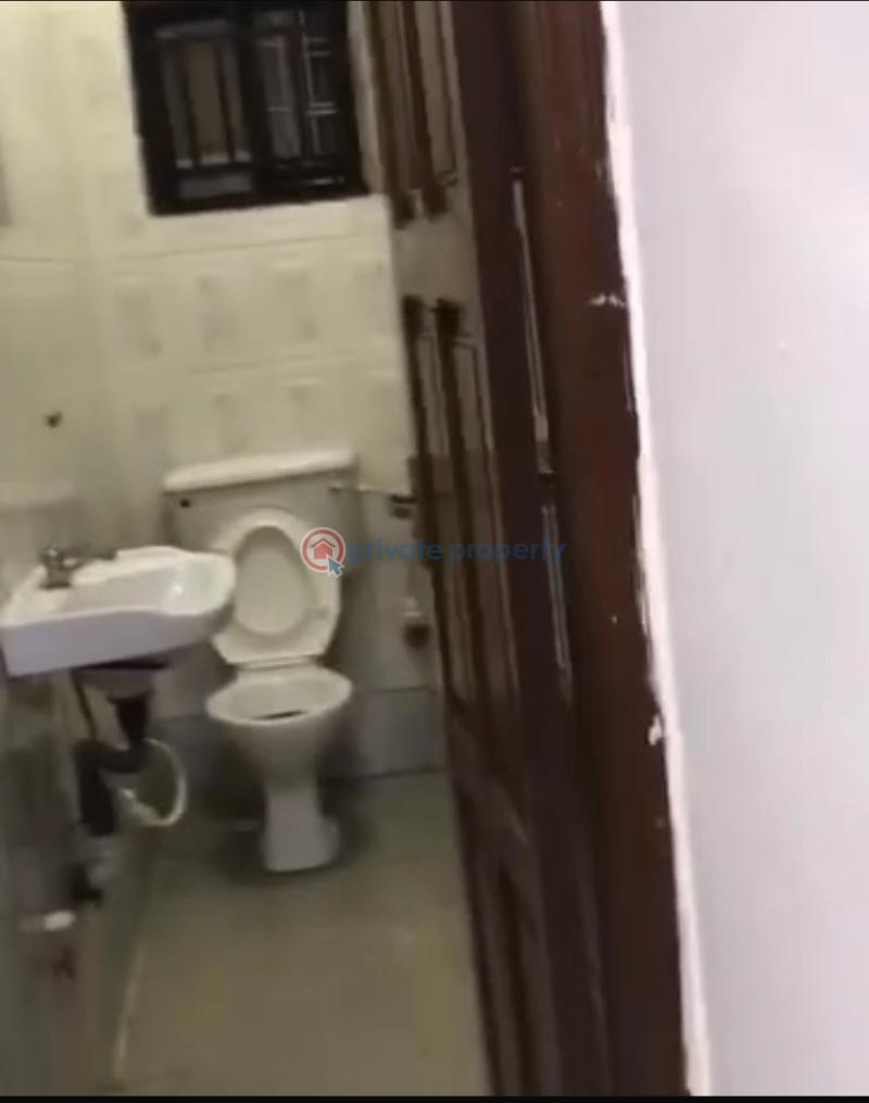 Spacious three bedroom    3-bedroom flat in oregun ikeja    rent n6m per annum, slightly negotiable    n500k service cha - 1 3 bedroom Block Of Flats For Rent Oregun Ikeja Lagos - 1