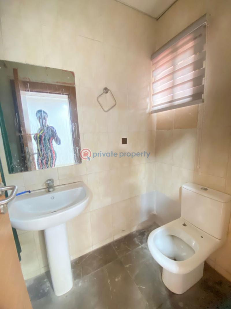 3 bedroom Block Of Flats For Rent Oniru Royal Estates Victoria Island Lagos Oniru Victoria Island Lagos - 4