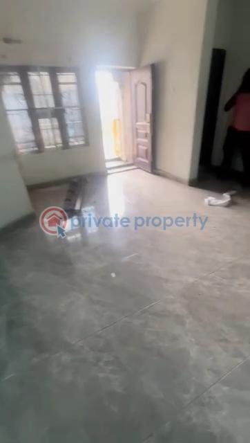 Spacious two (2) bedroom flat - 7 2 bedroom Block Of Flats For Rent Gbagada Phase 1 Lagos - 7