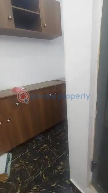 Spacious upstairs miniflat - 4 1 bedroom Mini Flat For Rent Off Market Street, Shomolu Onipanu Shomolu Lagos - 4