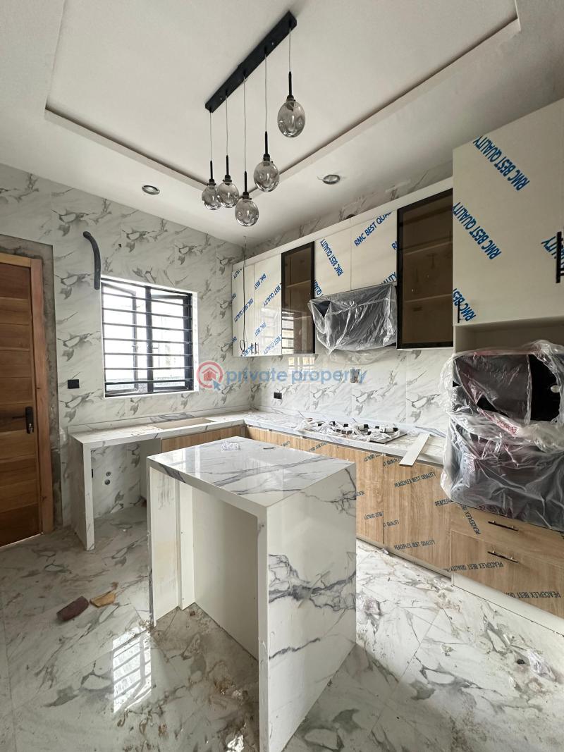 Spacious well-built  4 bedroom terrace duplex - 3 4 bedroom Terraced Duplex For Sale Idado Lekki Lagos - 3