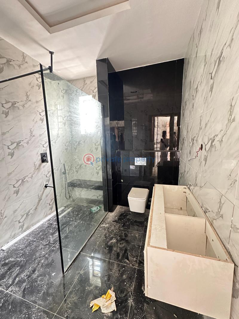 Spacious well-built  4 bedroom terrace duplex - 5 4 bedroom Terraced Duplex For Sale Idado Lekki Lagos - 5