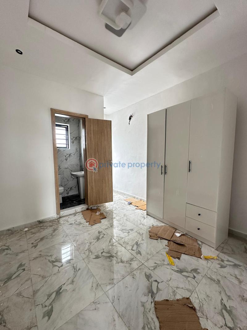 Spacious well-built  4 bedroom terrace duplex - 4 4 bedroom Terraced Duplex For Sale Idado Lekki Lagos - 4