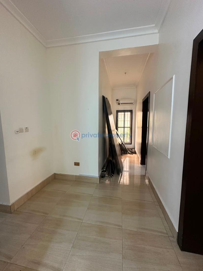 2 bedroom Shared Apartment For Rent Oniru Victoria Island Lagos - 4