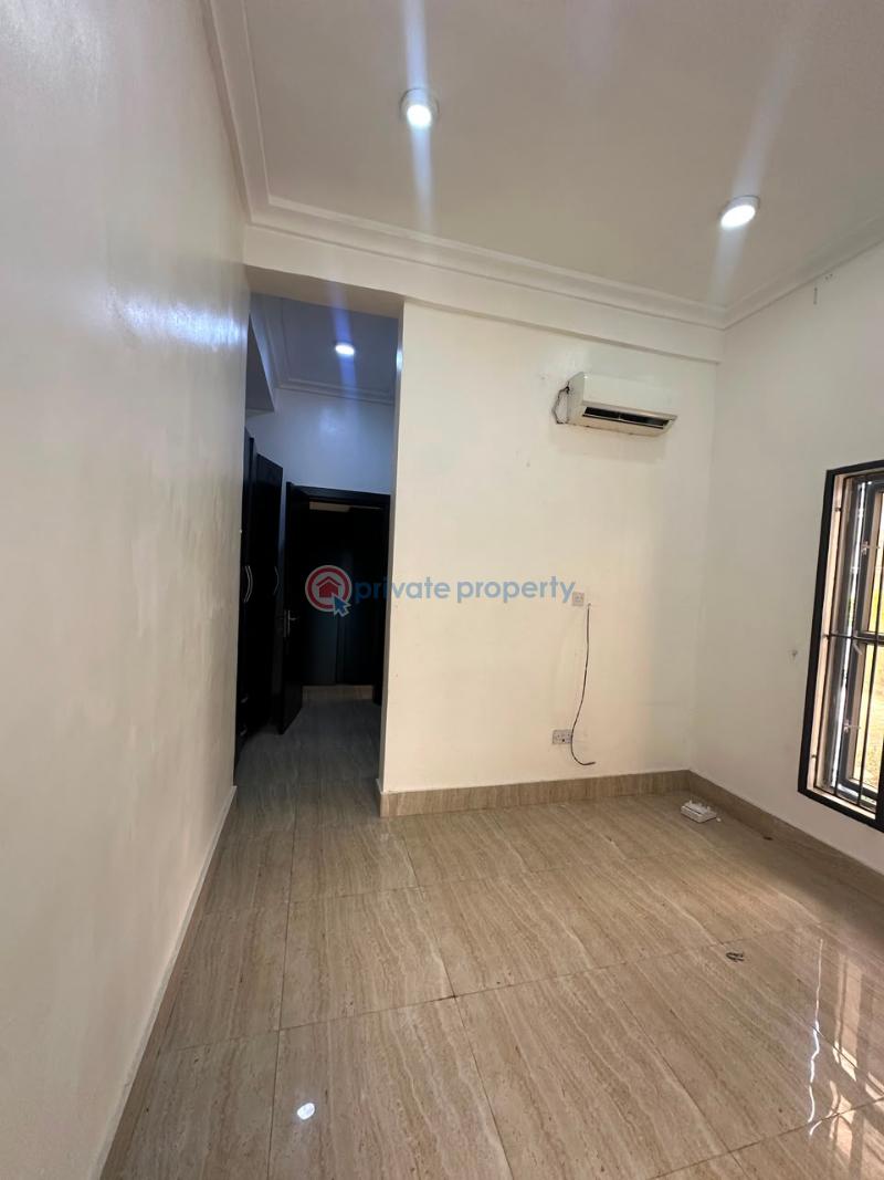 2 bedroom Shared Apartment For Rent Oniru Victoria Island Lagos - 14