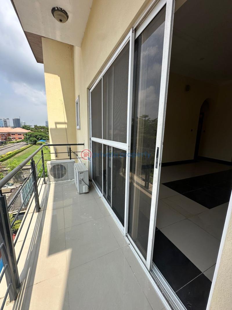 3 bedroom Shared Apartment For Sale Oniru Victoria Island Lagos - 4