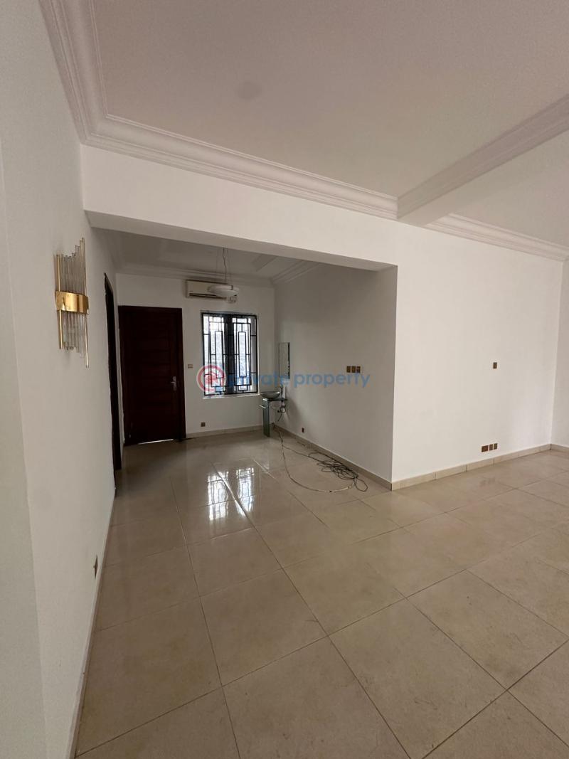 3 bedroom Shared Apartment For Rent Parkview Estate Ikoyi Lagos - 4