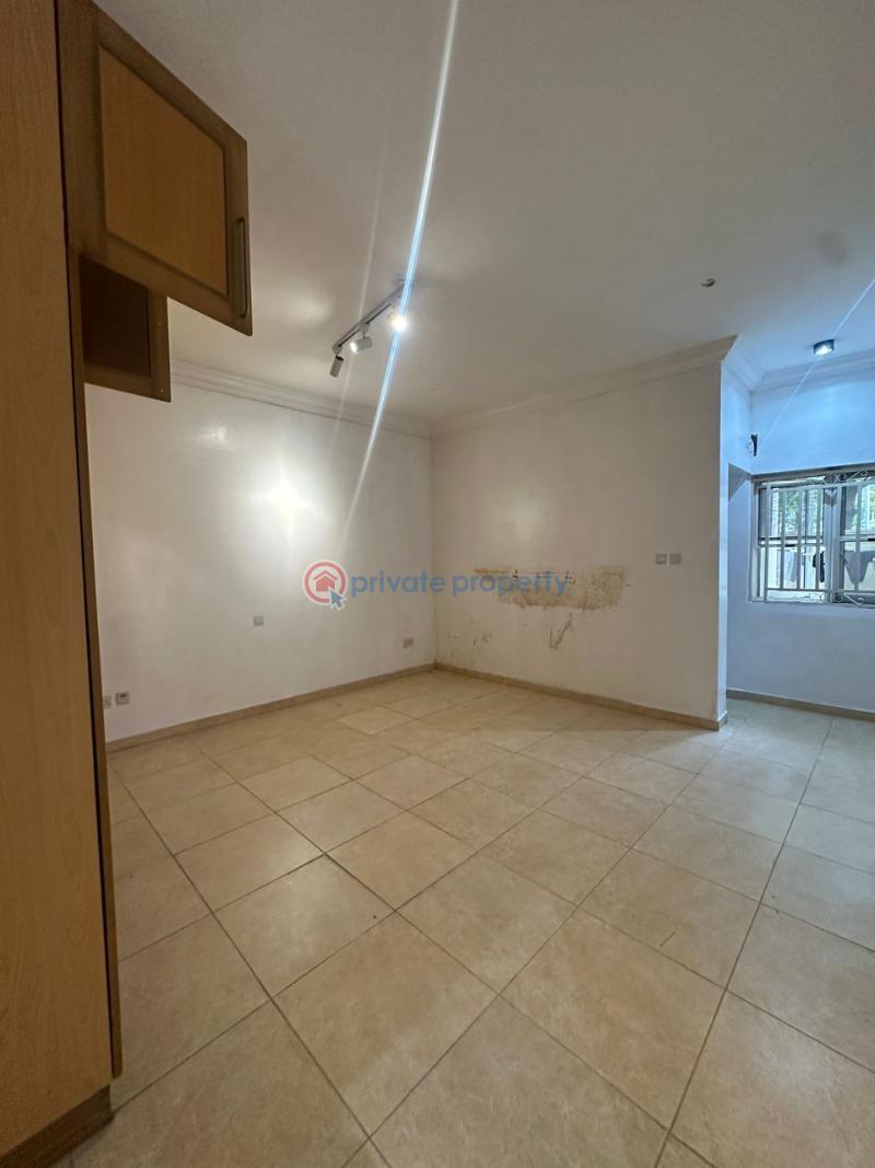 3 bedroom Shared Apartment For Rent Banana Island Ikoyi Lagos - 12