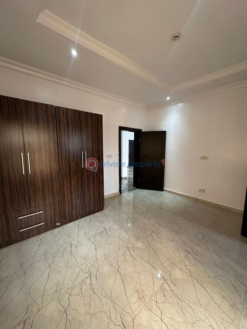 3 bedroom Shared Apartment For Rent Parkview Estate Ikoyi Lagos - 2