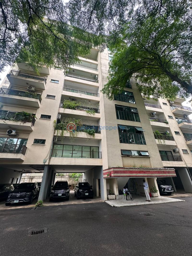 3 bedroom Shared Apartment For Rent Ikoyi Lagos - 1