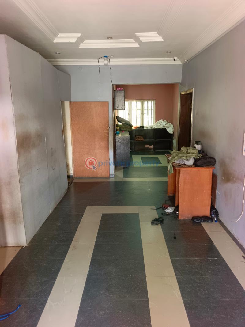 3 bedroom Block Of Flats For Rent Ologolo Lekki Lagos