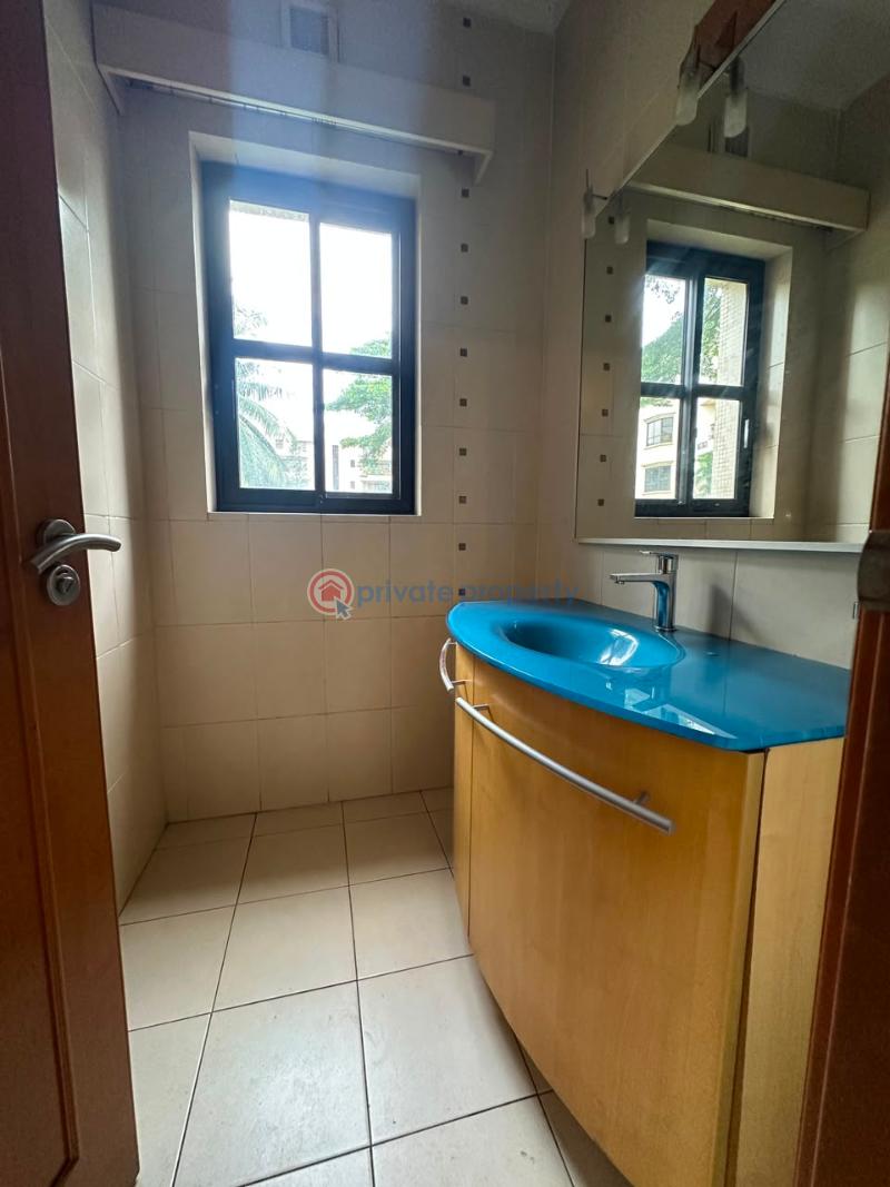 4 bedroom Shared Apartment For Rent Banana Island Ikoyi Lagos - 12