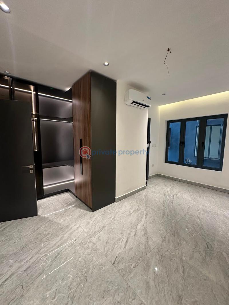 4 bedroom Shared Apartment For Rent Banana Island Road Ikoyi Lagos - 10