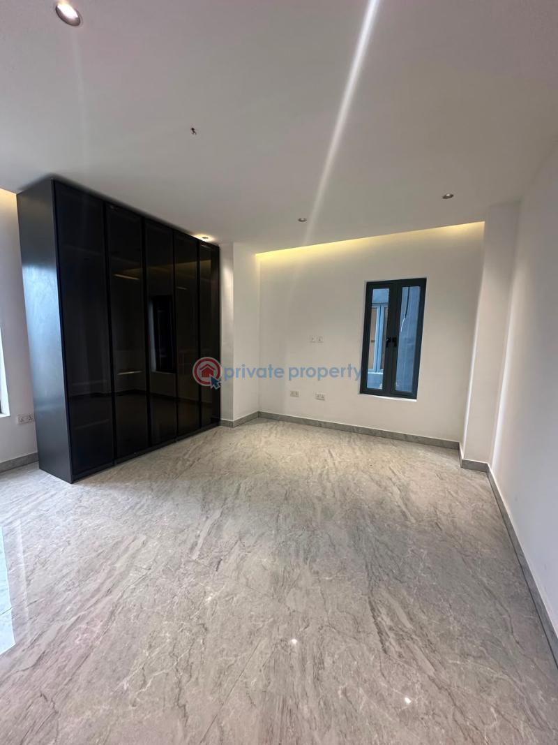 4 bedroom Shared Apartment For Rent Banana Island Road Ikoyi Lagos - 15