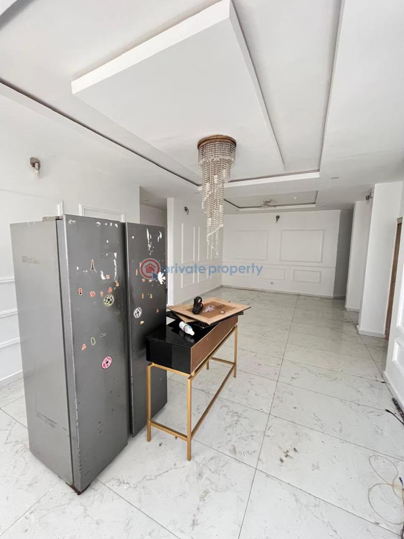 4 bedroom Shared Apartment For Rent Banana Island Ikoyi Lagos - 2