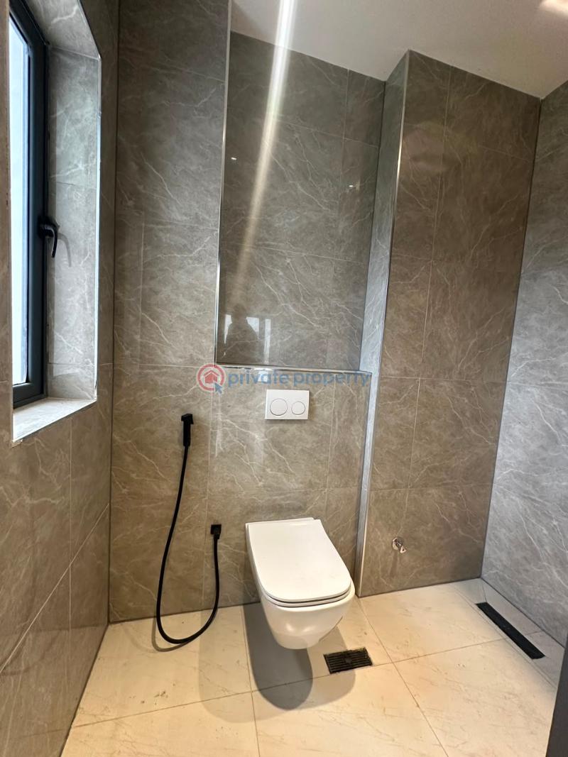 4 bedroom Shared Apartment For Rent Banana Island Road Ikoyi Lagos - 11