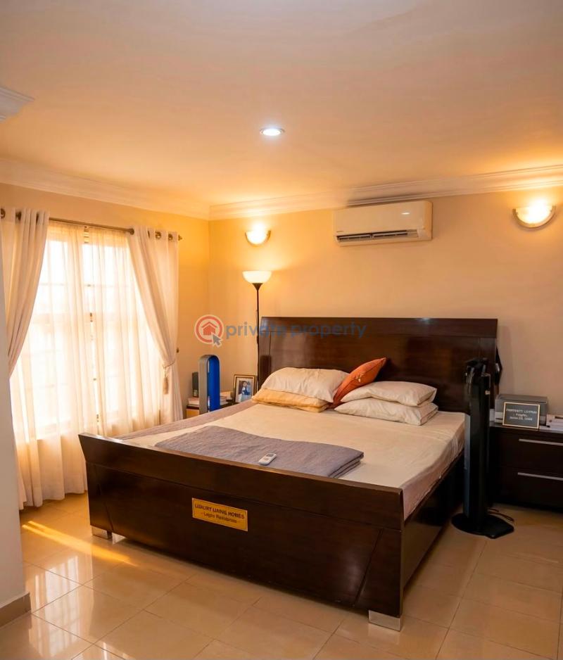 4 bedroom Terrace For Sale Oniru Victoria Island Lagos - 0