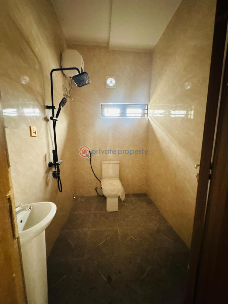 2 bedroom Block Of Flats For Sale Surulere Lagos - 7