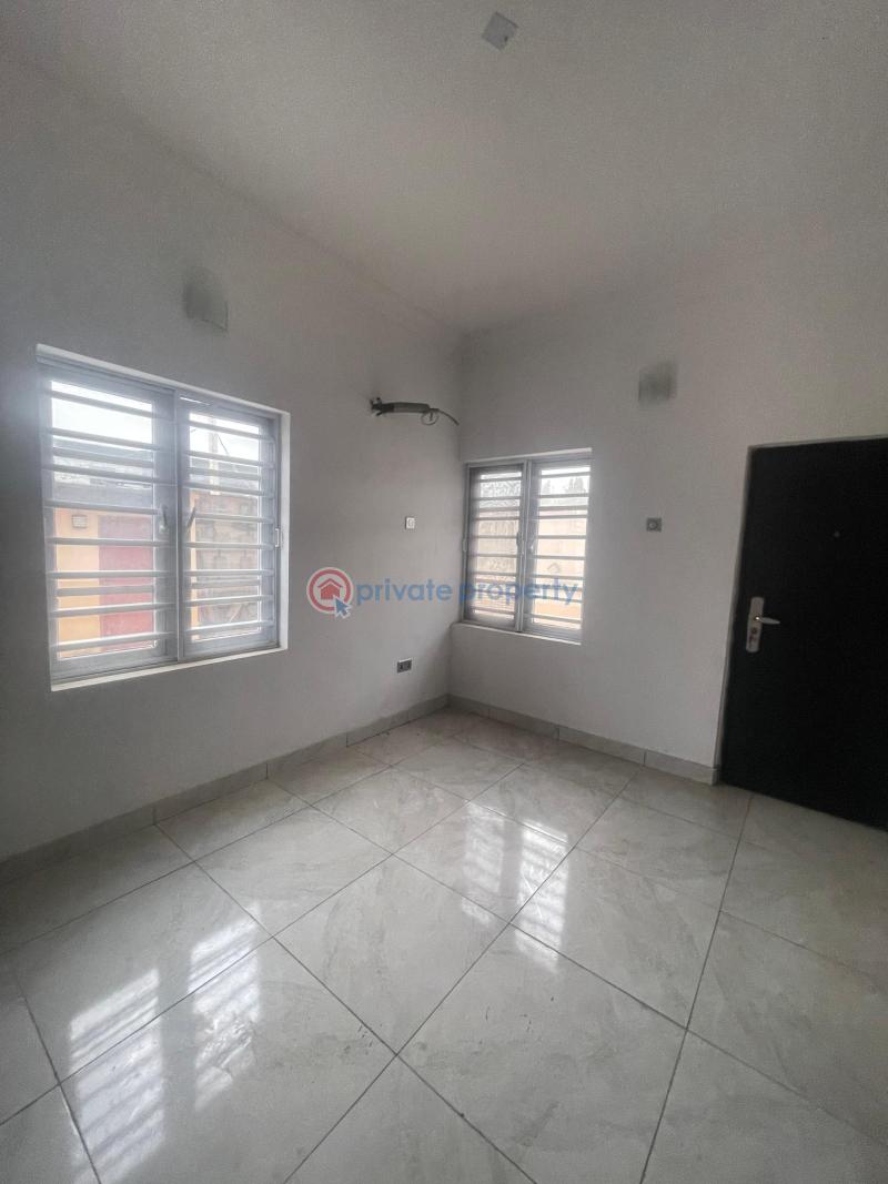 4 bedroom Semi detached Duplex For Sale Ogudu GRA Lagos - 3