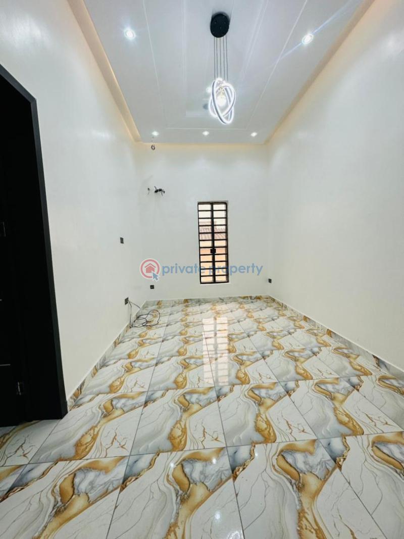 5 bedroom Detached Duplex For Sale Gbagada Lagos - 4