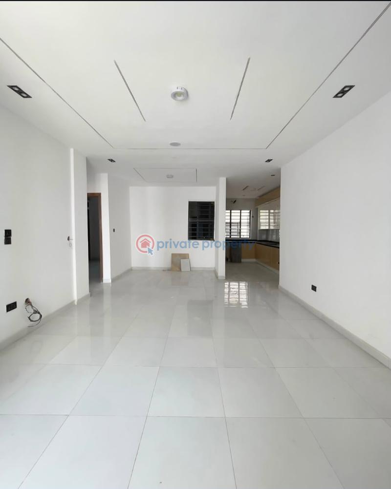 2 bedroom Block Of Flats For Sale Victoria Garden City Lekki Lagos - 2