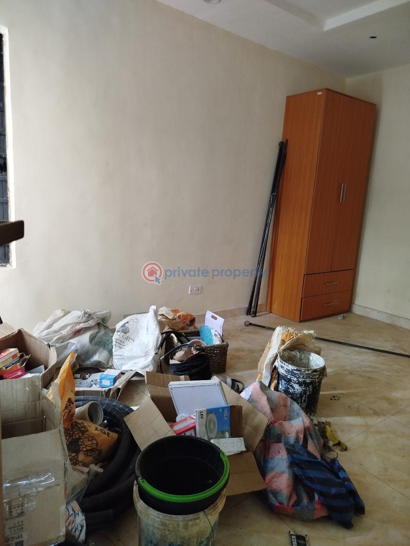 3 bedroom Block Of Flats For Sale Alagomeji Yaba Lagos - 7