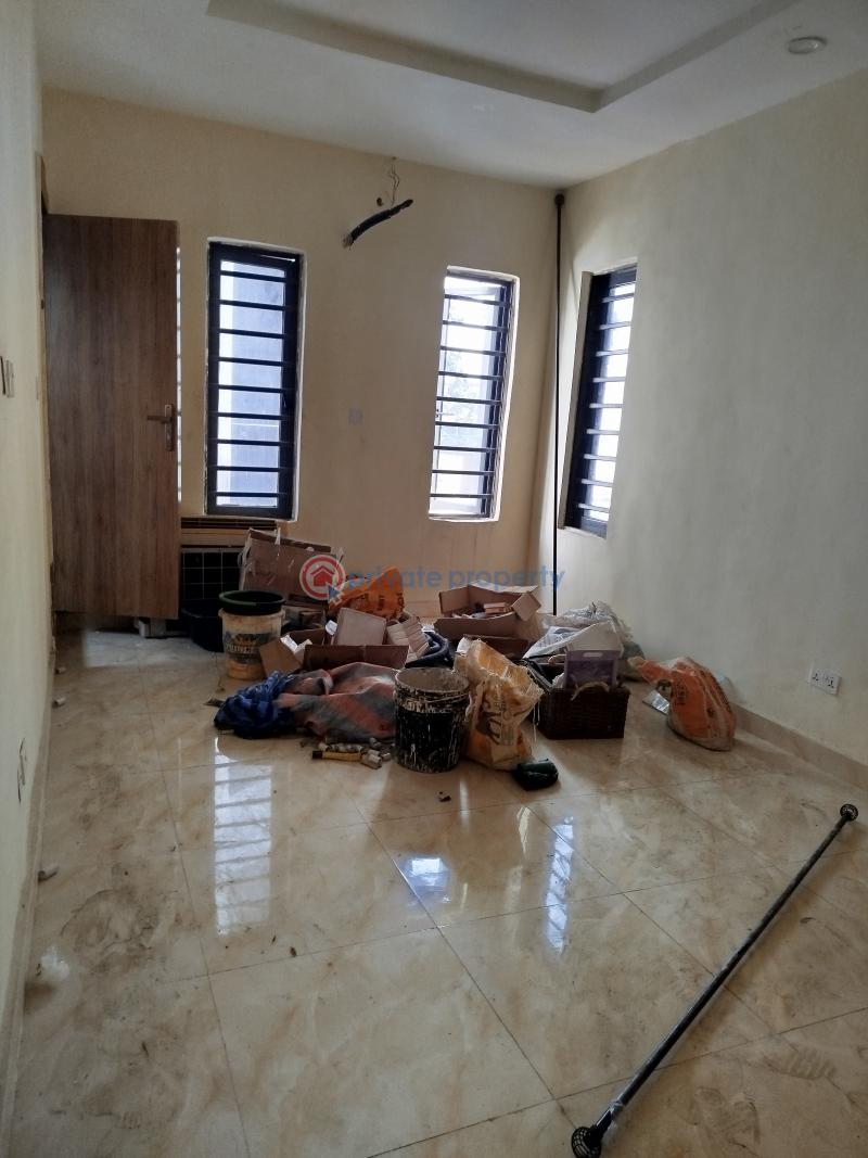 3 bedroom Block Of Flats For Sale Alagomeji Yaba Lagos - 17