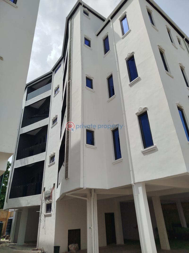 3 bedroom Block Of Flats For Sale Alagomeji Yaba Lagos - 3
