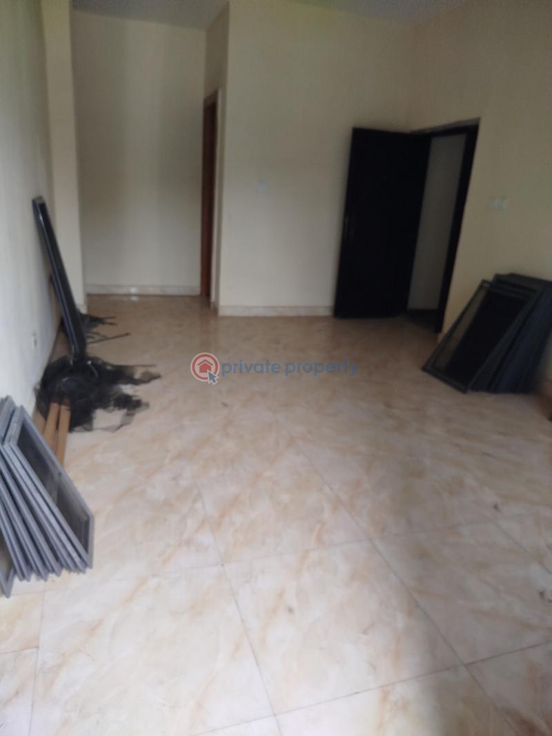 3 bedroom Block Of Flats For Sale Alagomeji Yaba Lagos - 14