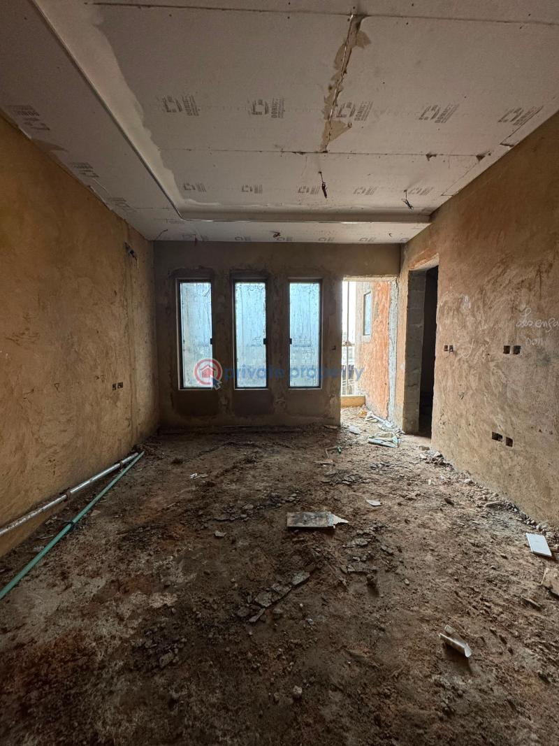 3 bedroom Block Of Flats For Sale Spaciously Built 3 Bedroom Apartment With Bq, Pool, Gym And Elevator, Shonibare Estate Shonibare Estate Maryland Lagos - 5