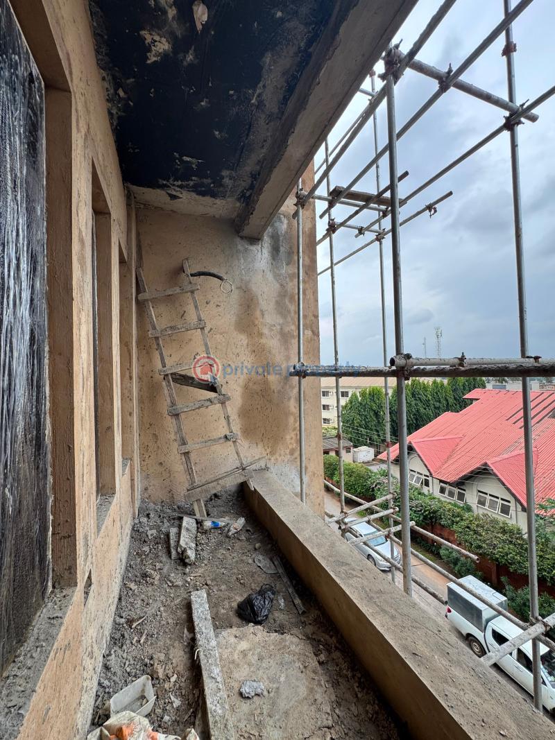 3 bedroom Block Of Flats For Sale Spaciously Built 3 Bedroom Apartment With Bq, Pool, Gym And Elevator, Shonibare Estate Shonibare Estate Maryland Lagos - 6
