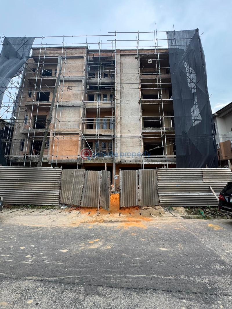 3 bedroom Block Of Flats For Sale Spaciously Built 3 Bedroom Apartment With Bq, Pool, Gym And Elevator, Shonibare Estate Shonibare Estate Maryland Lagos - 0