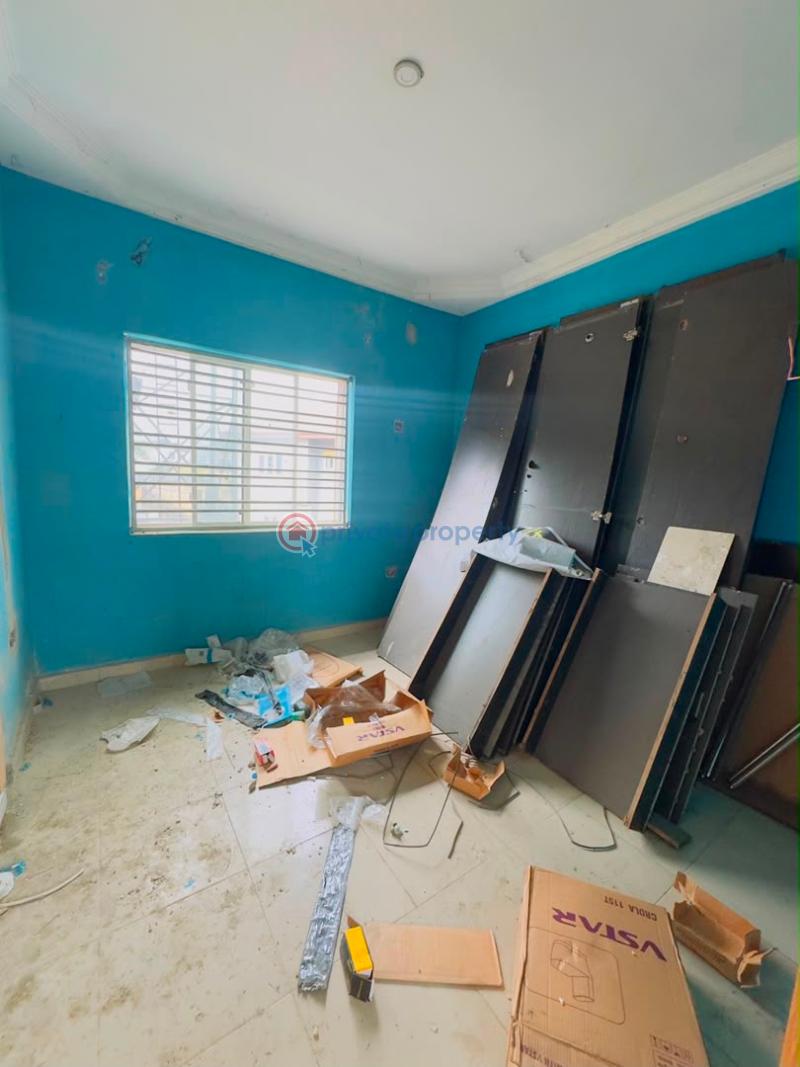 3 bedroom Semi detached Duplex For Sale Spaciously Built 3 Bedroom Semi Detached Duplex With Bq In A Call To Access Estate, Magodo Gra Phase 1 Magodo GRA Phase 1 Ojodu Lagos - 7