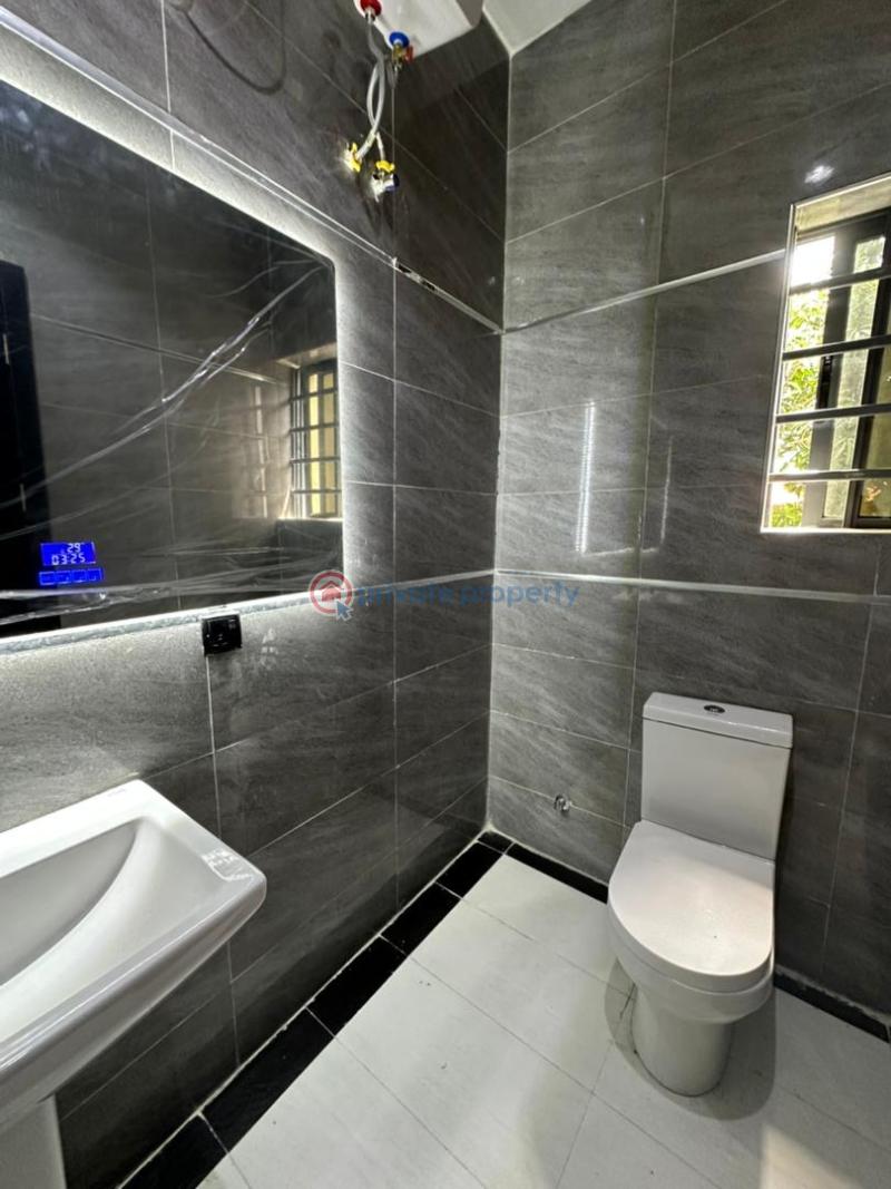 Spaciously built 3bedroom apartment with bq and elevator - 12 3 bedroom Block Of Flats For Sale Lekki Phase 1 Lagos - 12