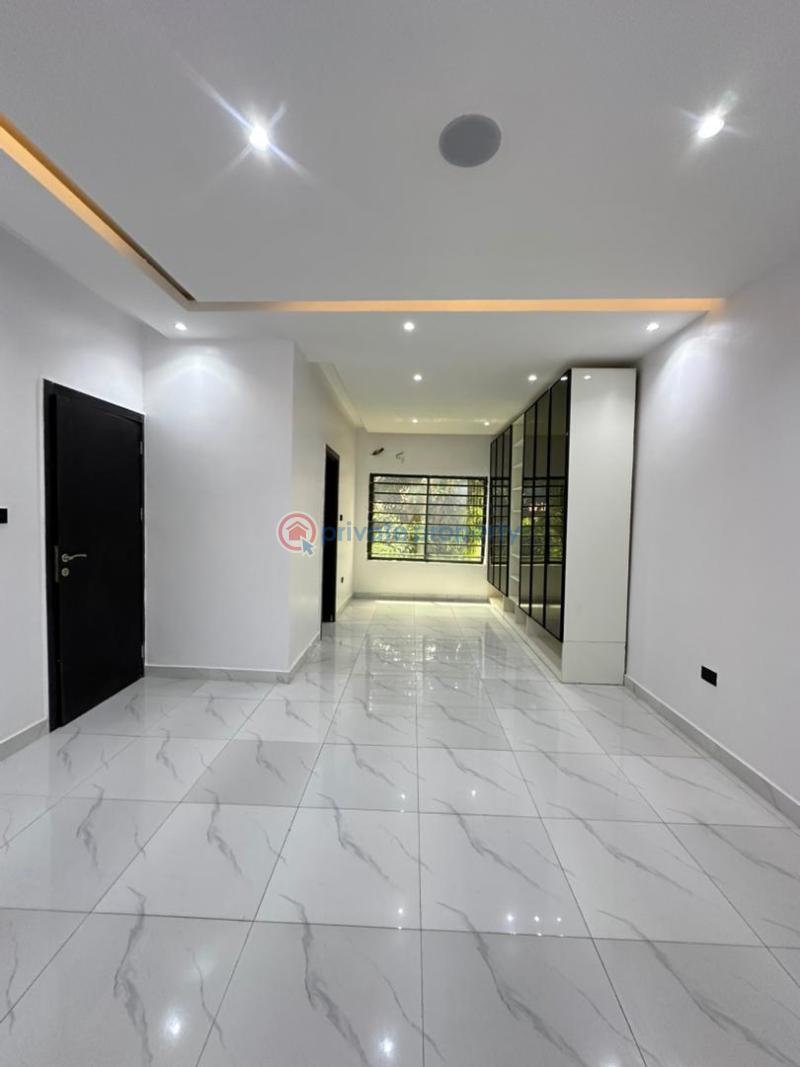 Spaciously built 3bedroom apartment with bq and elevator - 9 3 bedroom Block Of Flats For Sale Lekki Phase 1 Lagos - 9