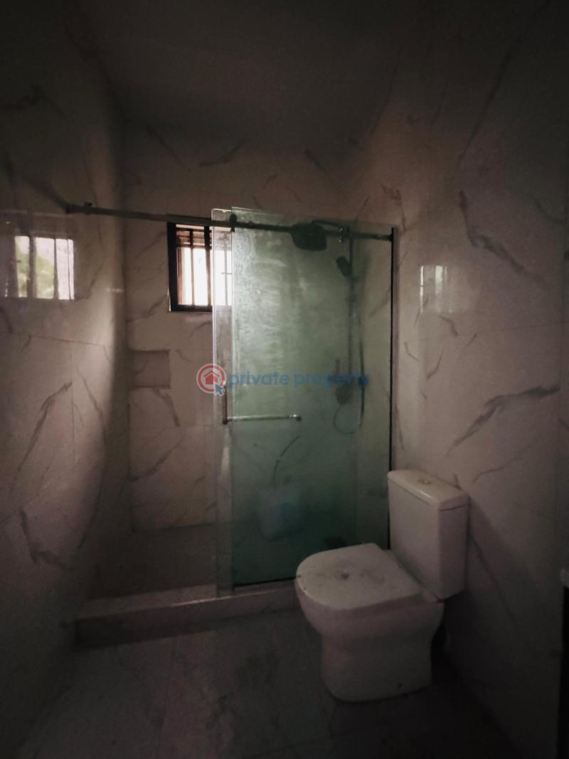 4 bedroom Block Of Flats For Sale Spaciously Built 4 Bedroom Apartment With A Bq, Gym, Communal Pool And Elevator Ikeja GRA Lagos - 13