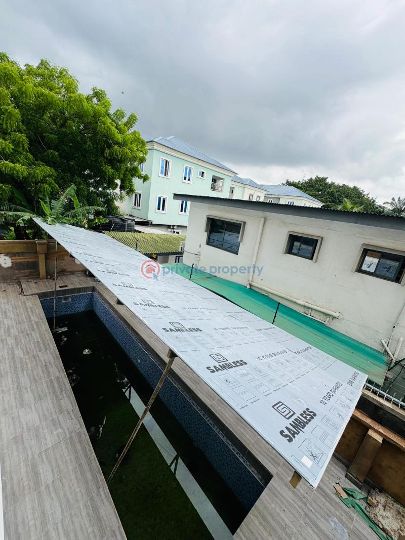 4 bedroom Block Of Flats For Sale Spaciously Built 4 Bedroom Apartment With A Bq, Gym, Communal Pool And Elevator Ikeja GRA Lagos - 20