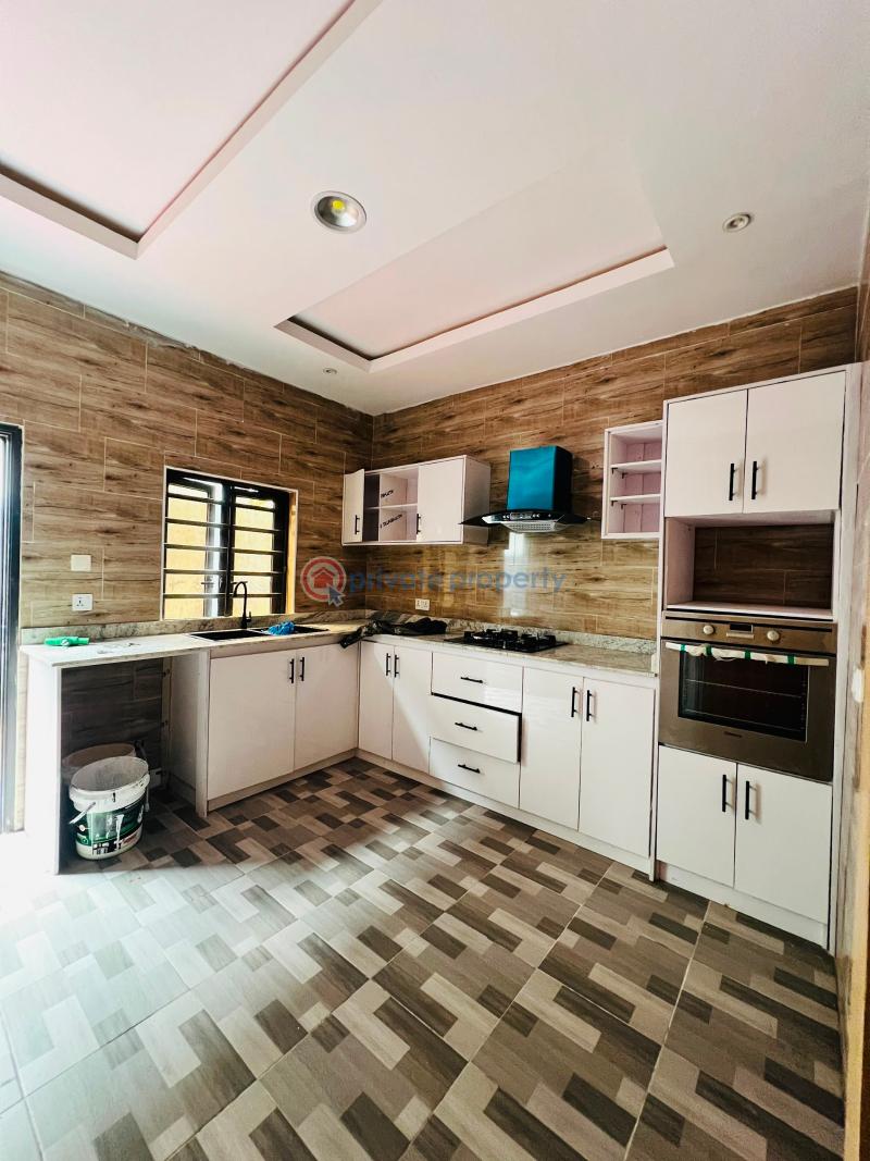 4 bedroom Detached Duplex For Sale Spaciously Built 4 Bedroom Detached Duplex With Bq, Ojodu Berger Berger Ojodu Lagos - 14