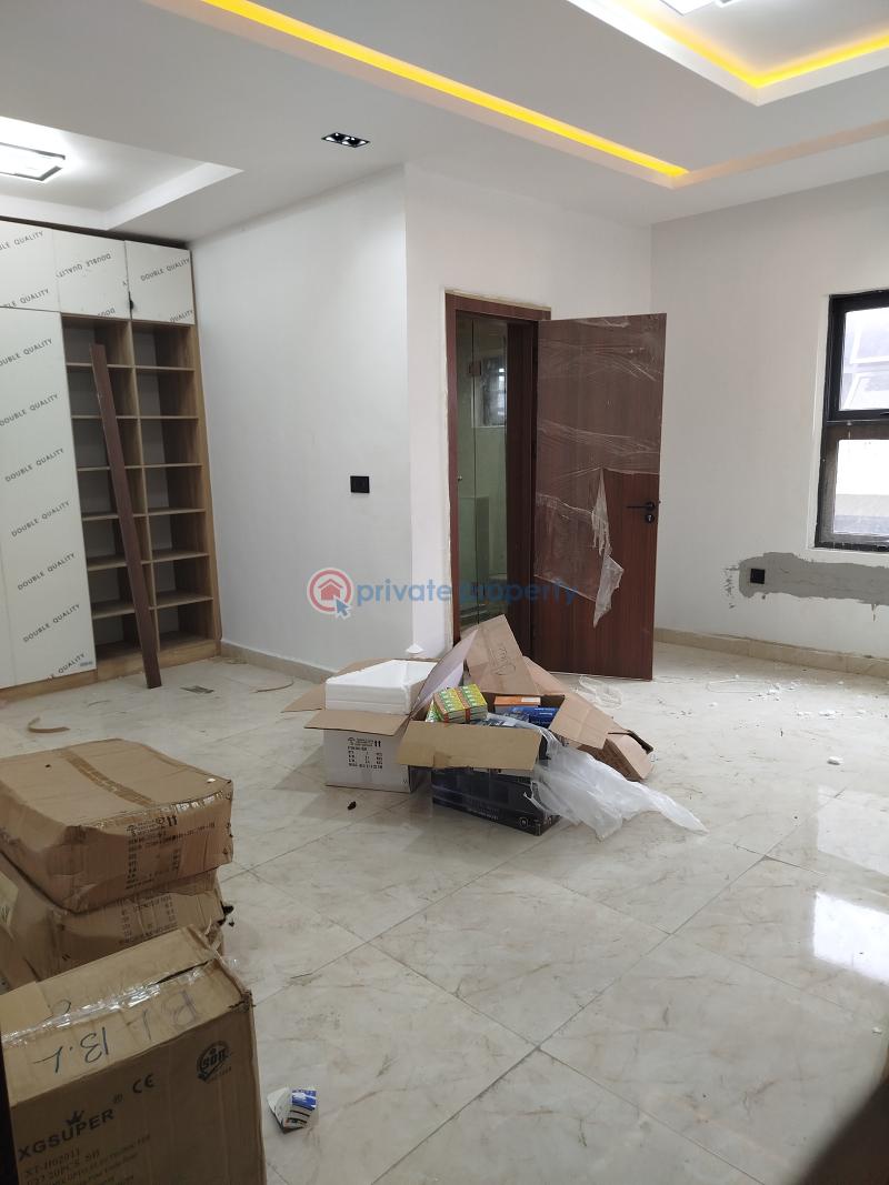 4 bedroom Duplex For Sale Surulere Lagos - 11