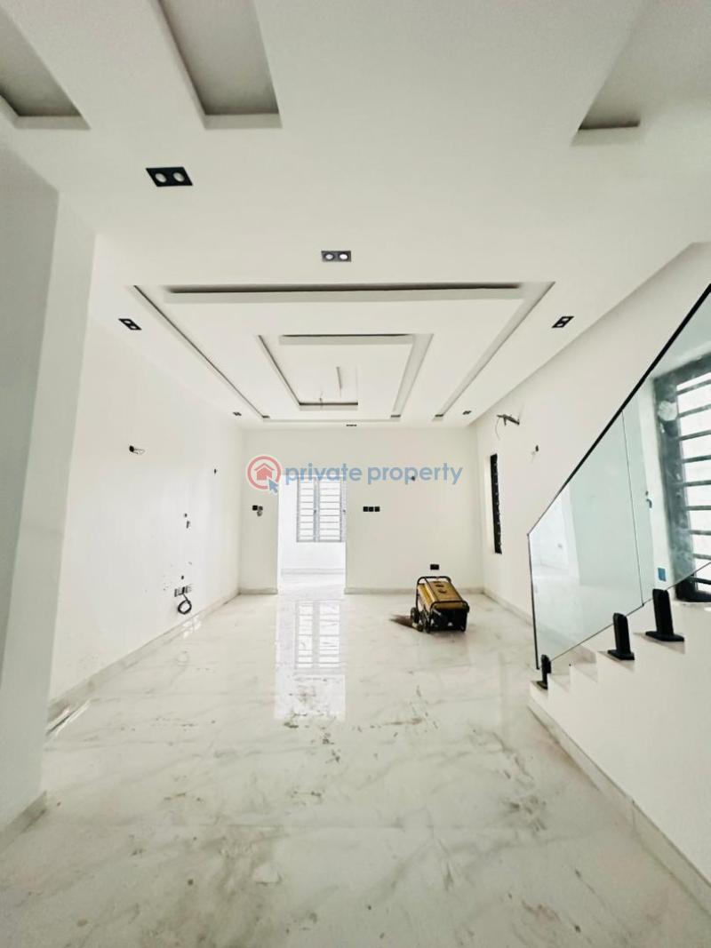 4 bedroom Detached Duplex For Sale Magodo Kosofe/Ikosi Lagos - 2