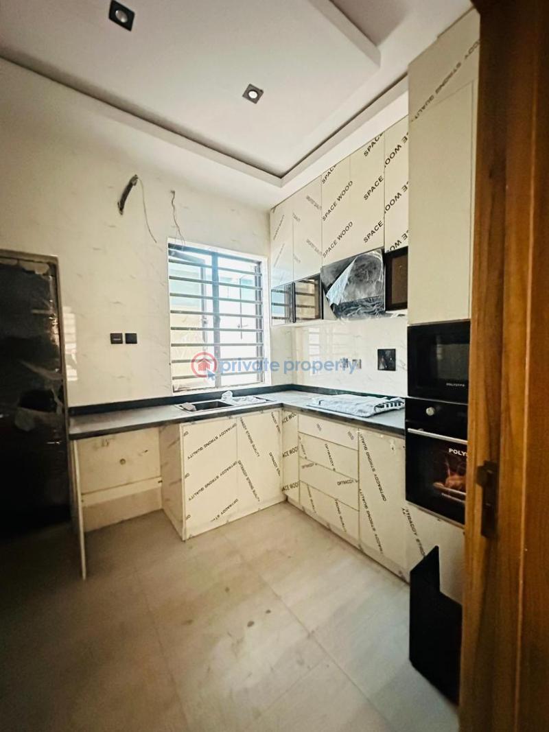 4 bedroom Detached Duplex For Sale Magodo Kosofe/Ikosi Lagos - 3